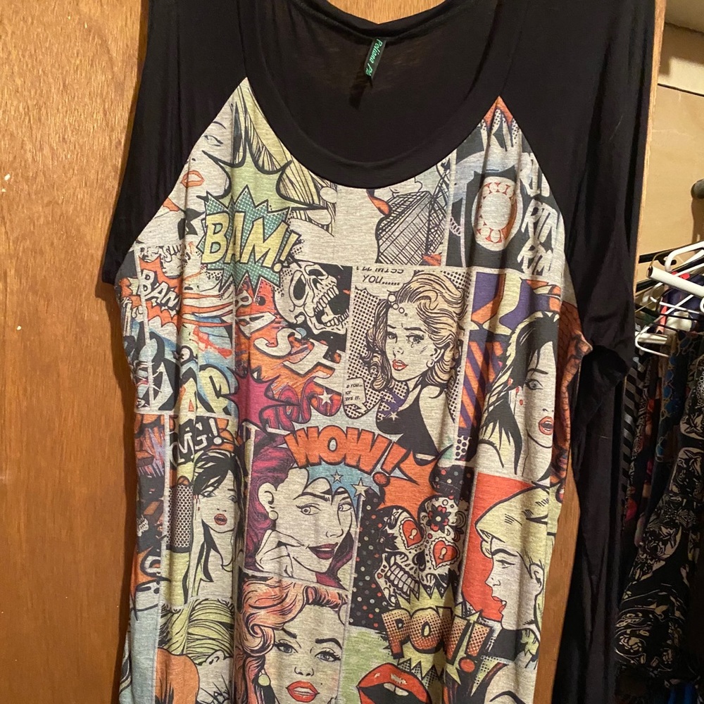 Long sleeve comic tshirt